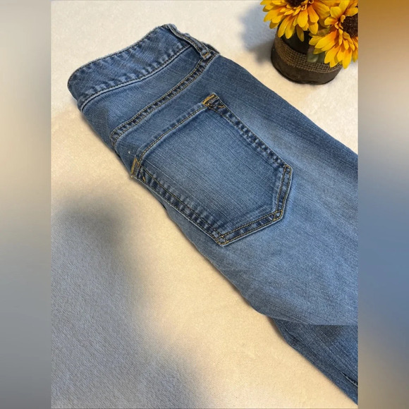 Eddie Bauer Women's Size 2 Blue Curvy Skinny High Rise Medium Wash Stretch Jeans - Picture 3 of 7